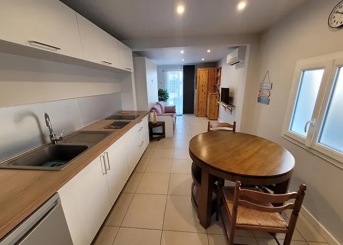 Cosy Proche Et Centre * スーストン